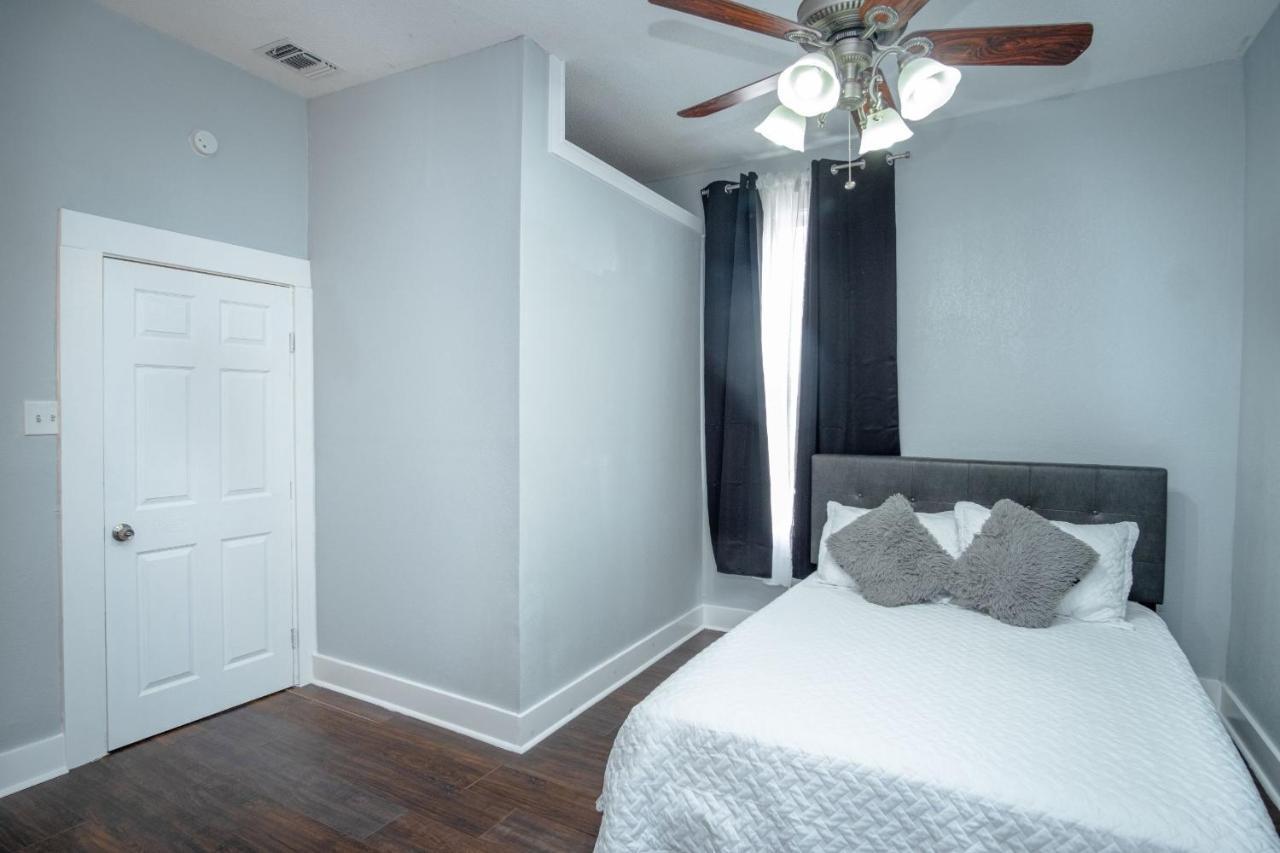 サンアントニオRemodeled Historic 2Br 1Ba House Near Downtownアパートメント エクステリア 写真