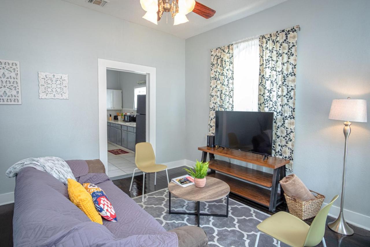 サンアントニオRemodeled Historic 2Br 1Ba House Near Downtownアパートメント エクステリア 写真