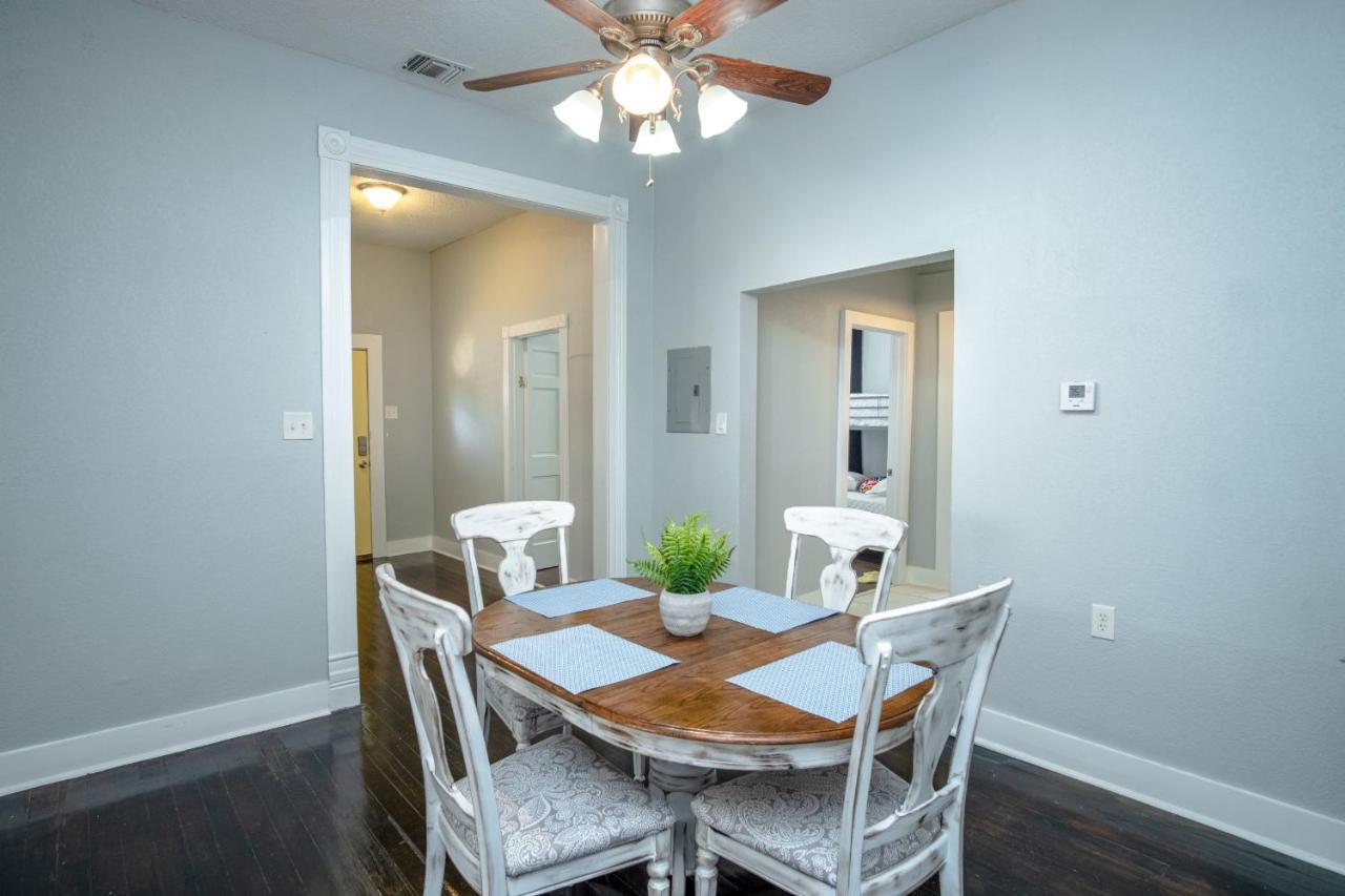 サンアントニオRemodeled Historic 2Br 1Ba House Near Downtownアパートメント エクステリア 写真